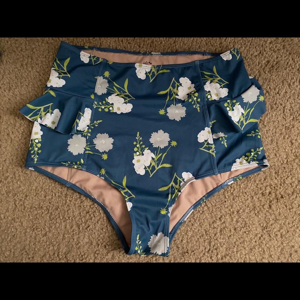 Kortni Jeane Blue Floral Bottoms